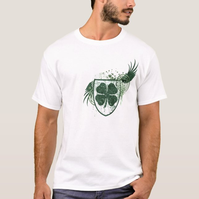 fyrklöver. t-shirt (Framsida)