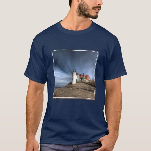 Fyrskåp | Point Betsie Sjö Michigan T Shirt (Framsida)
