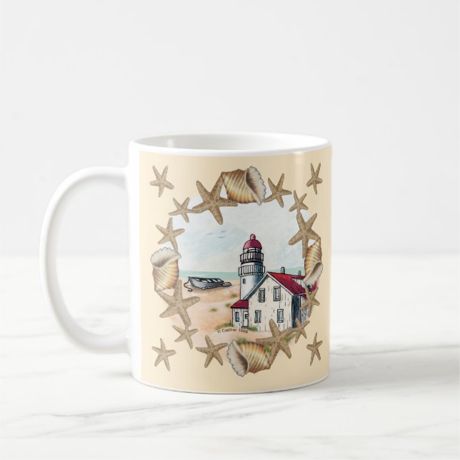 Fyrtorn med snäckor kaffemugg (Vänster)