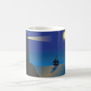Fyrtorn och segelbåt vid Nattens månbelysta hav Kaffemugg