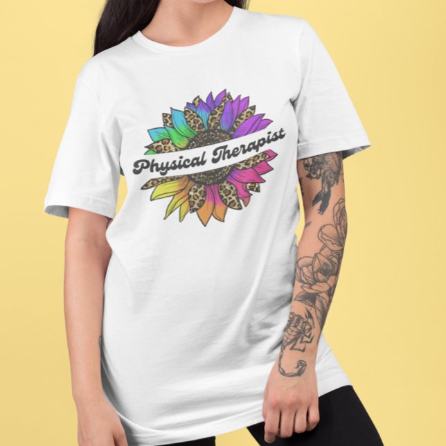 Fysikalisk terapeut Regnbågssolros T Shirt (Physical Therapist Profession Rainbow Sunflower T-Shirt
)