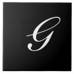 G Monogram inledande vit på svart Kakelplatta<br><div class="desc">Classic White Brev Monogram på Black Background,  G.</div>