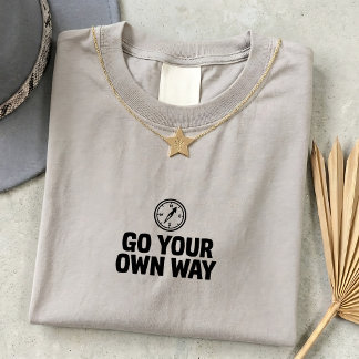Gå Din Egen Väg Unisex Grafisk T-Shirt