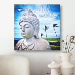 Gå dit du känner mest levande Hawaii Buddha Photo Canvastryck<br><div class="desc">"Gå dit du känner dig mest levande." Varje gång jag besöker Big Island måste jag åka till Buddha. Någonting om havets skönhet, det fredliga ansikte och dess platshållares ensamhet får mig att känna lugn, serene och lycklig. Jag hoppas att ni också gör det. Du kan enkelt anpassa den här väggkonsten...</div>