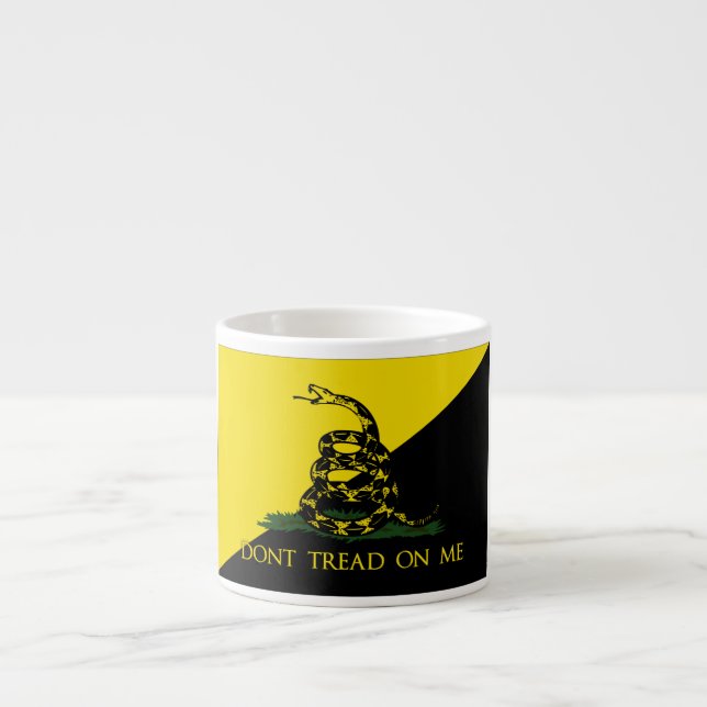 Gå inte på mig anarkistflagga espressomugg (Framsidan)