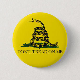 GÅ INTE PÅ MIG, den Gadsden flagga Knapp