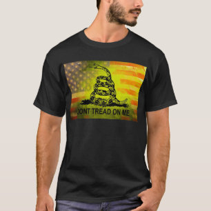 Gå inte på mig den Gadsden flaggaamerikanska T-shirt