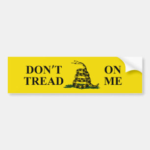 GÅ INTE PÅ MIG den GADSDEN FLAGGAbildekalet Bildekal