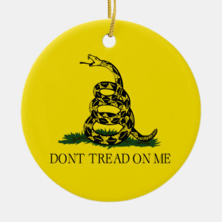 Gå inte på mig den politiska Gadsden flagga Julgransprydnad Keramik