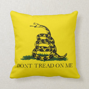 Gå inte på mig Gadsden American Flagga Kudde