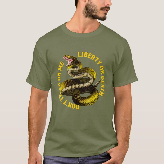 Gå inte på mig Gadsden Flagga 2:a ändringen T Shirt (Framsida)