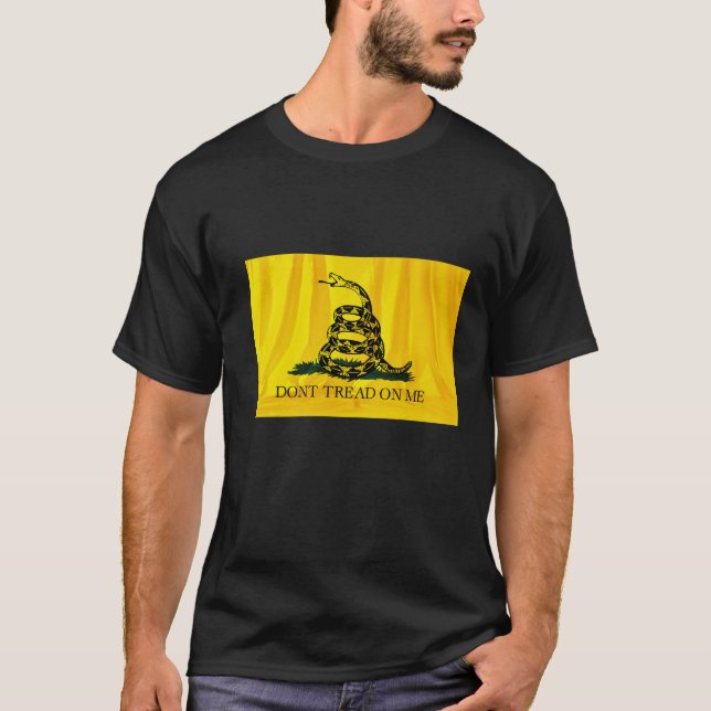 GÅ INTE PÅ MIG T SHIRT (Framsida)
