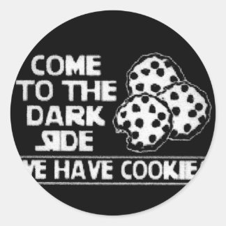 Gå med Mörk Side Sticker Runt Klistermärke