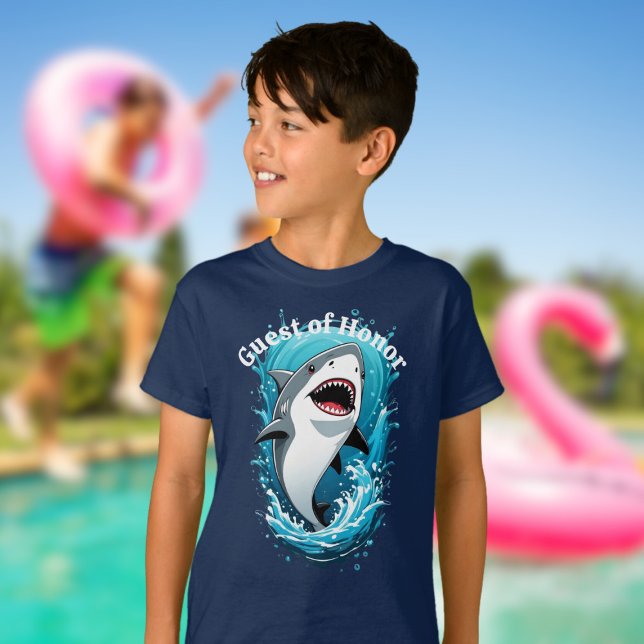 Gå med oss om du vill ha en Bita Shark T Shirt (Skapare uppladdad)