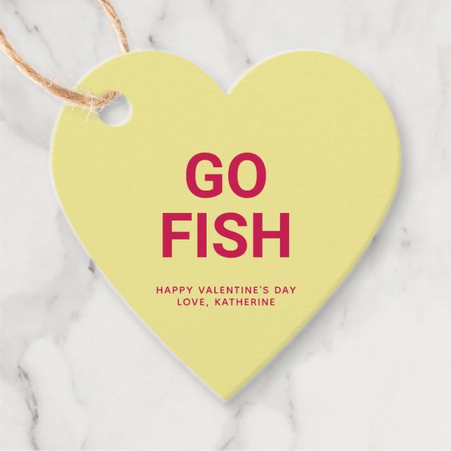 Gå och fiska den roliga, söta gulten hjärthjärtans gåvor etiketter (Framsida)