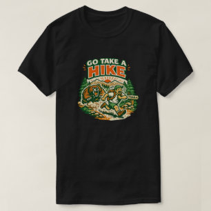 Gå och ta en promenad Rolig Björn Jakt Vandring T Shirt