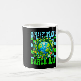 Gå planet jordens dag söta jordens naturälskare ta kaffemugg