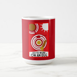 Gå till arbetet med en äggväggskonst magisk mugg