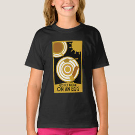 Gå till arbetet med en äggväggskonst t shirt