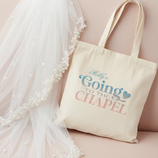 Gå till Chapel - Anpassningsbar Brudens sida Tygkasse (Send the bride off in style with this trendy "Going to the Chapel" design!)