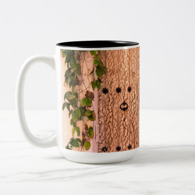 Gabriel Garcia Marquez grafitti Två-Tonad Mugg (Vänster)