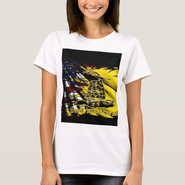 Gadsden flagga - frihet eller död t-shirt (Framsida)