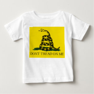 Gadsden Flagga (Gå inte på mig) (Snake Flagga) T Shirt
