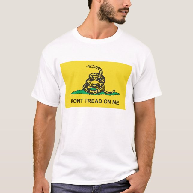 Gadsden flagga t-shirt (Framsida)
