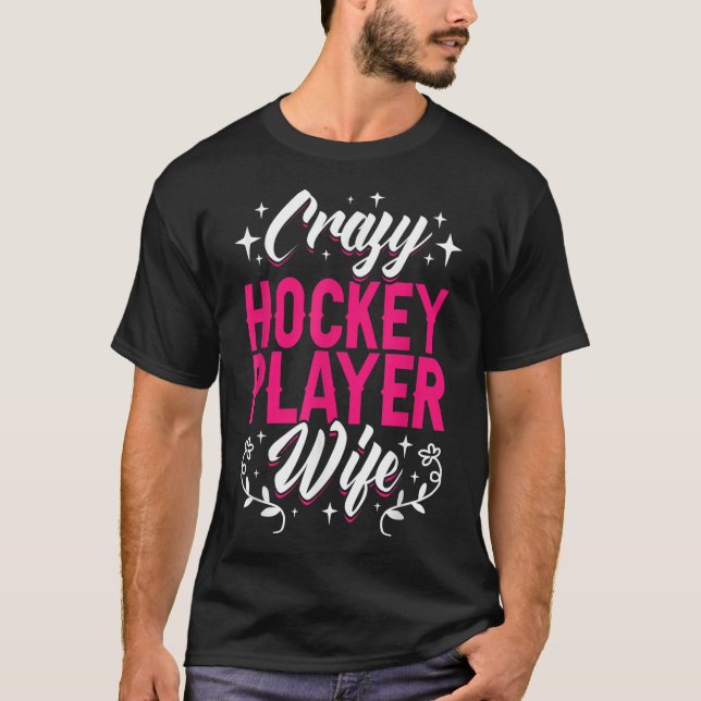 Gal Hockey Spelare Fru Olympisk Ishockeyplan  T Shirt (Framsida)