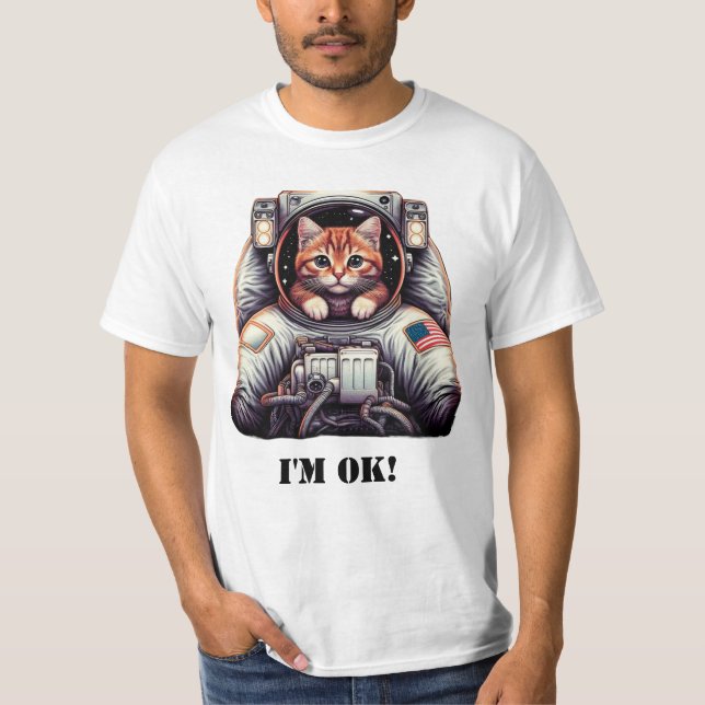 Galactic Meowventure: Funny Astronaut Cat T-Shirt (Framsida)