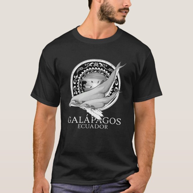 Galapagos Islands Ecuador Humpback Whales T Shirt (Framsida)