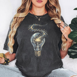 Galax Glödlampa Knäckte Kosmisk idé T Shirt
