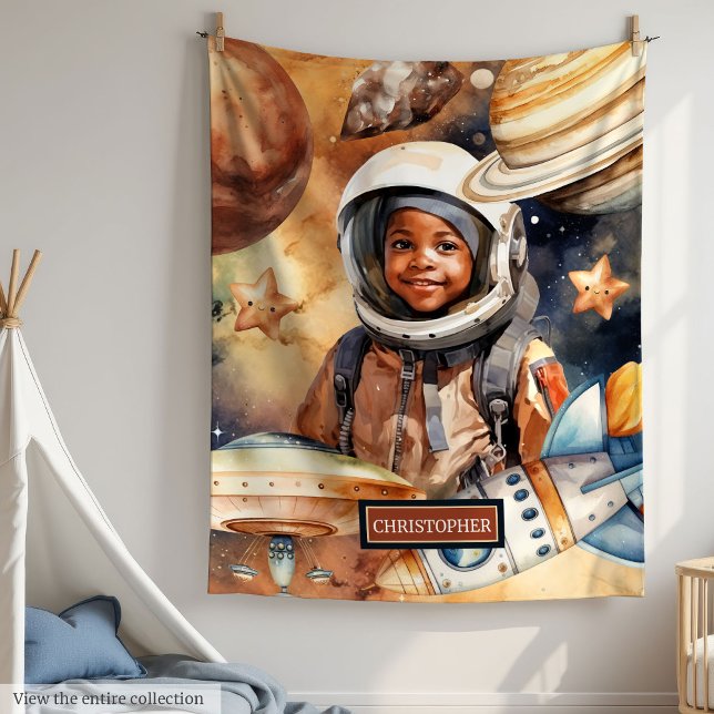 Galaxy Äventyr Throw Space Gift for Black Boys Fleecefilt (Galaxy Adventure Throw Space Gift for Black Boys)