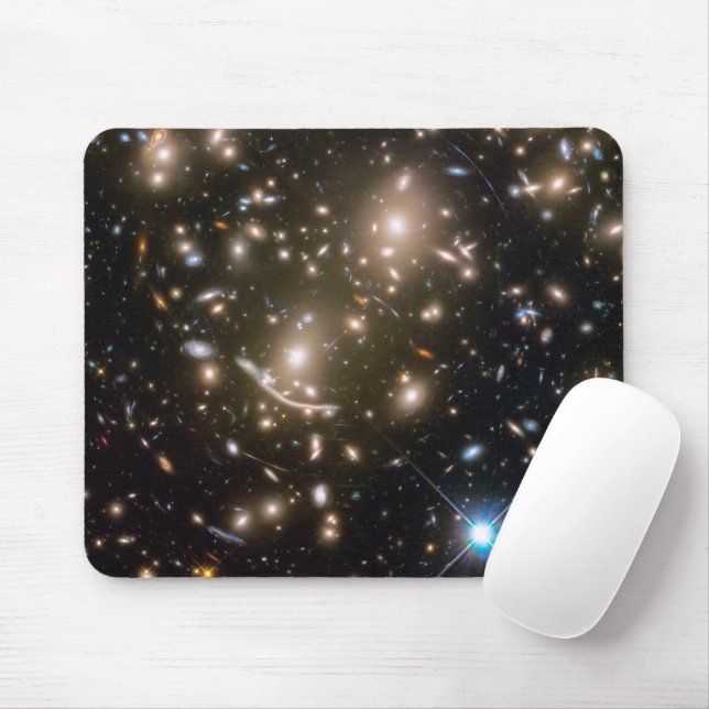 Galaxy Cluster Abell 370 Musmatta (Med mus)