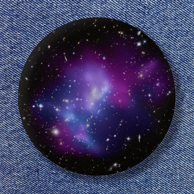 Galaxy Cluster MACS J0717 Lila Celestial Photo Knapp (Galaxy Cluster MACS J0717 Purple Celestial Photo Pinback Button)