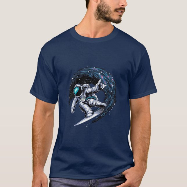 Galaxy Surfing Astronaut T-Shirt (Framsida)
