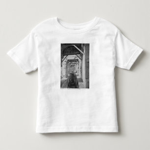 Gallerier på bottenvåningen och första t-shirt