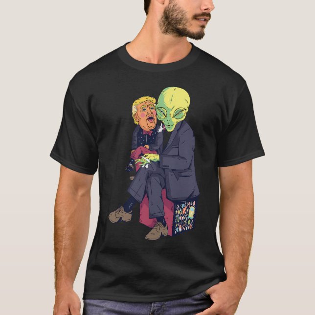 Galna hönslady Rolig illustration av kycklingar. T Shirt (Framsida)