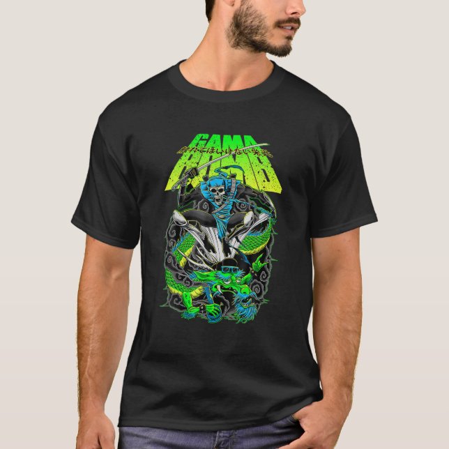 Gama Bomb Skull Ninja Legends Ride A Tired Dragon T Shirt (Framsida)