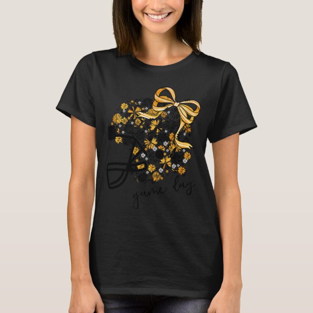 Game Day Football Season Football Mama Girl Black  T Shirt (Framsida)
