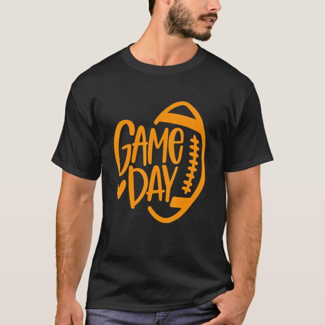 Game Day Youth or High School Football Mama Footba T Shirt (Framsida)