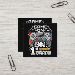 Game On 1:a klass tillbaka till skolan Fyrkantigt Visitkort