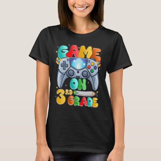 Game On Third 3:e klass tillbaka till skolan nivå  T Shirt (Framsida)