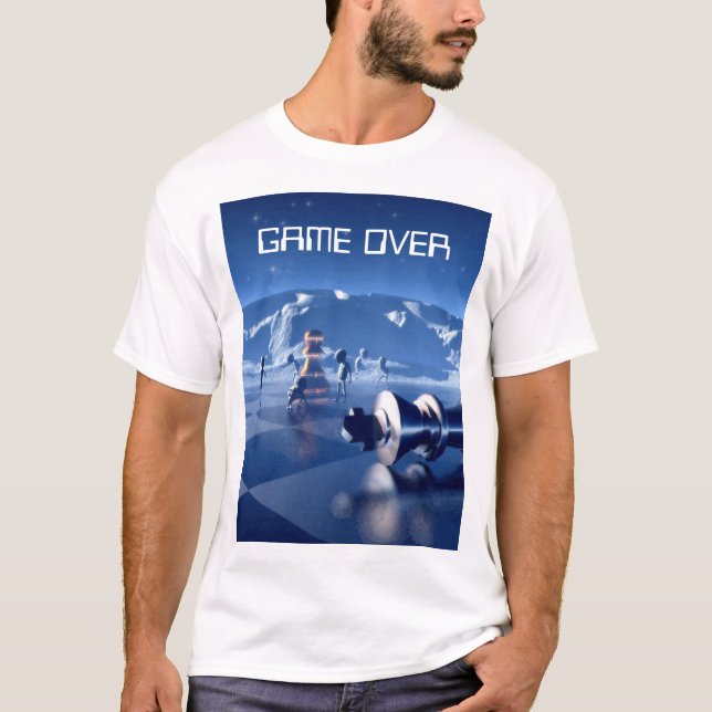 Game Over. Chess pieces on planetscape T Shirt (Framsida)