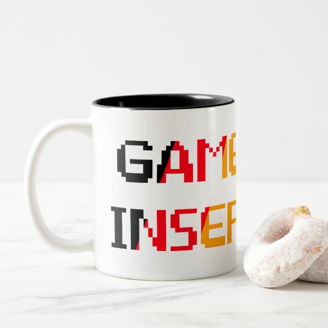 Game Over Insert Coin Två-Tonad Mugg (Med munk)