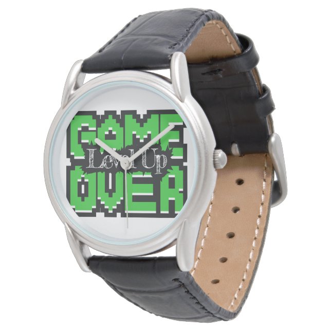 Game Over, Level Up: Pixelad Retro Spelvärld Armbandsur (Vinklad)