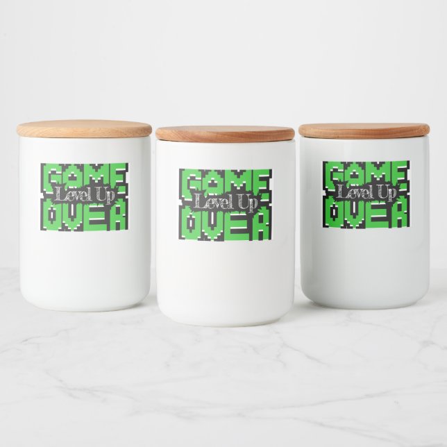 Game Over, Level Up: Pixelad Retro Spelvärld Mat Etiketter (Flaskor)
