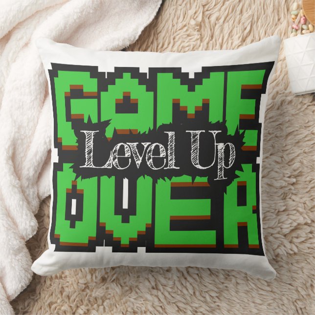 Game Over, Level Up: Pixelad Retrospelsvärld Kudde (Filt)