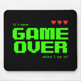 "GAME OVER" på 80-talets datorgäck Musmatta