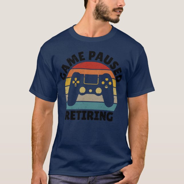 Game Pausad Retiring-gåva T Shirt (Framsida)